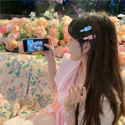 百花盛放